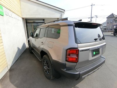 TOYOTA LAND CRUISER 250 - 8