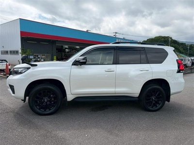 TOYOTA LAND CRUISER PRADO - 7