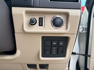 TOYOTA LAND CRUISER PRADO - 10