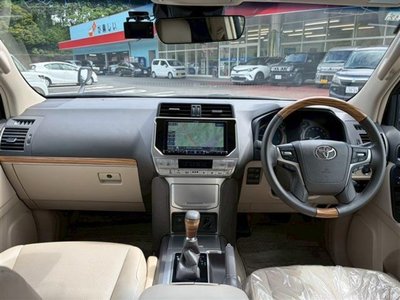 TOYOTA LAND CRUISER PRADO - 3