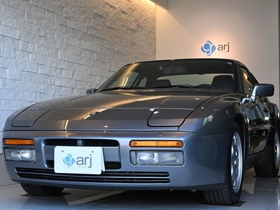PORSCHE 944 - 1