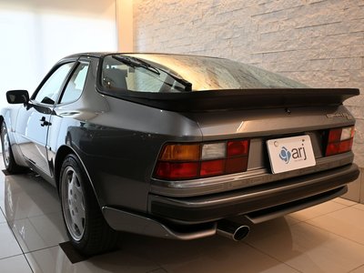 PORSCHE 944 - 2