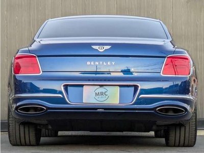 BENTLEY FLYING SPUR - 7