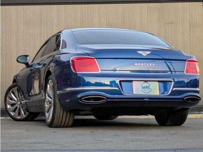 BENTLEY FLYING SPUR - 5