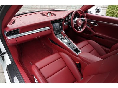 صورة مصغرة 37 لـ 2019 Porsche 911