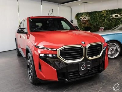 BMW XM - 7