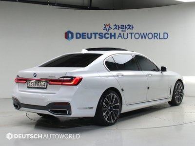 صورة 4 لـ 2021 BMW 7 SERIES