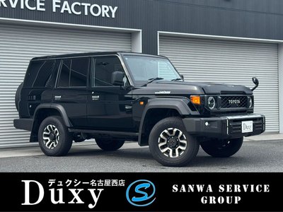 TOYOTA LAND CRUISER 70 - 1