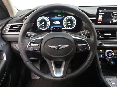 2022 Genesis THE NEW G70 thumbnail 13