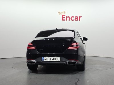صورة 4 لـ 2022 Genesis THE NEW G70