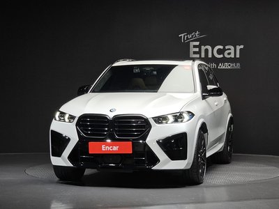 2025 BMW X5 M photo 2