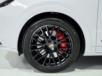 PORSCHE CAYENNE - 7