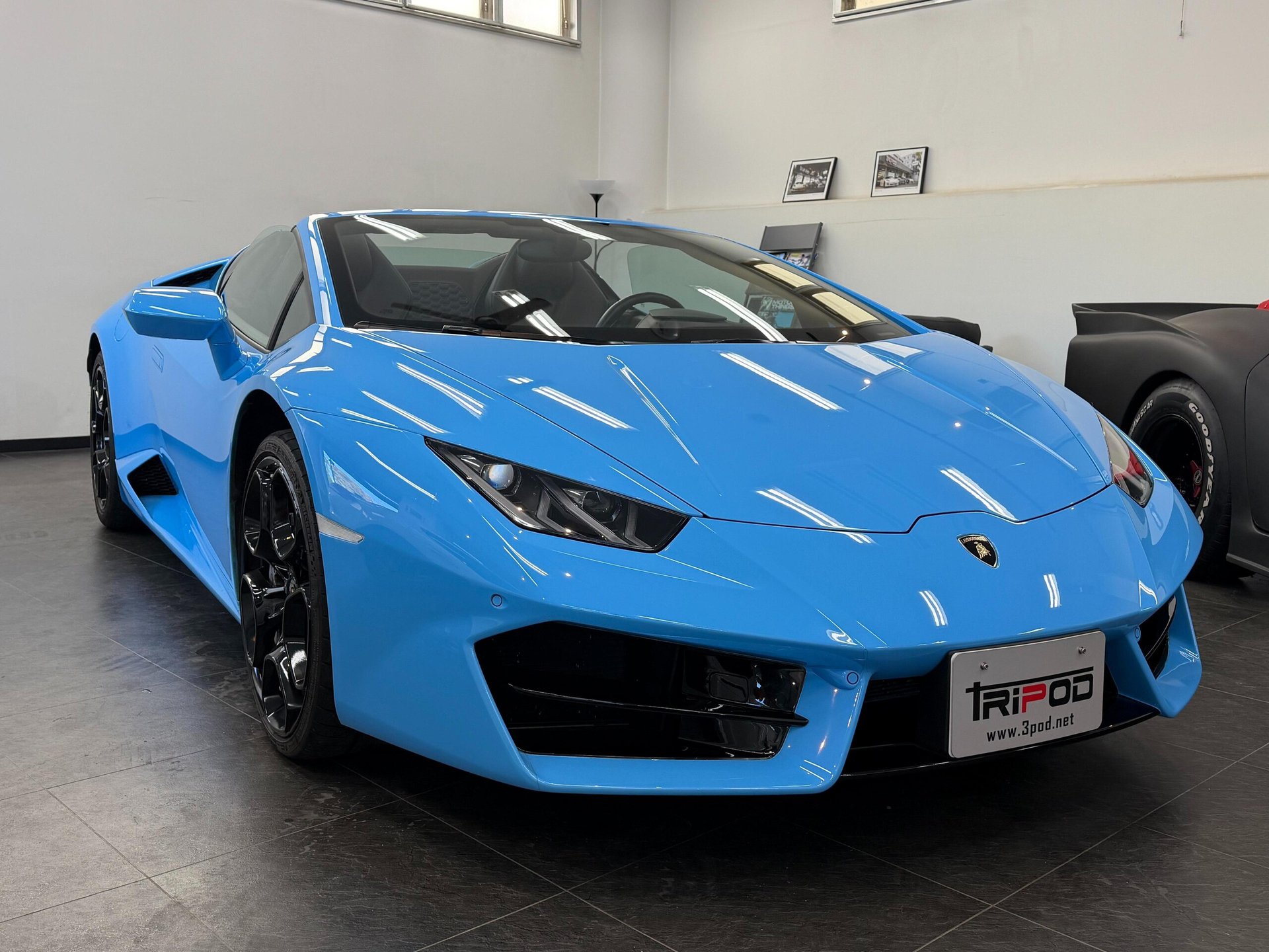 LAMBORGHINI HURACAN SPYDER - View 1