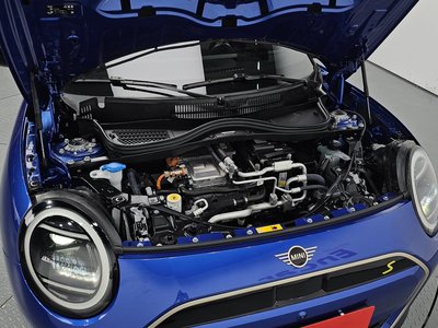صورة 7 لـ 2024 MINI COOPER ELECTRIC