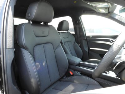 2025 AUDI Q8 SPORTBACK E-TRON 缩略图 18