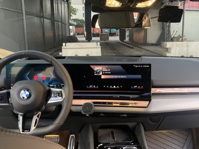 BMW 5 SERIES - 10