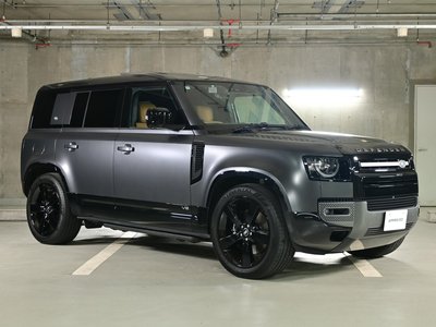 LAND ROVER DEFENDER - 8