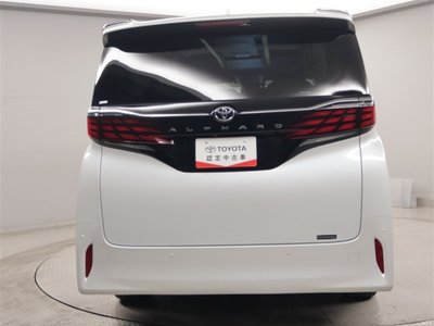 TOYOTA ALPHARD - 4