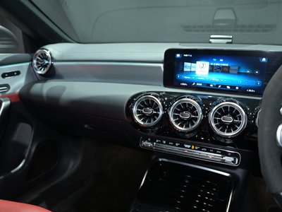 صورة مصغرة 38 لـ 2021 Mercedes-BENZ CLA AMG