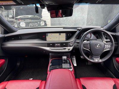 صورة 5 لـ 2017 Lexus LS