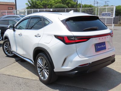 2023 Lexus NX — фото 9