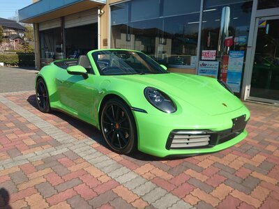 PORSCHE 911 CABRIOLET - 4