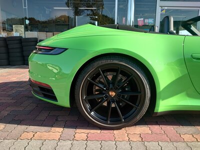 PORSCHE 911 CABRIOLET - 9