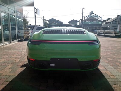 PORSCHE 911 CABRIOLET - 10