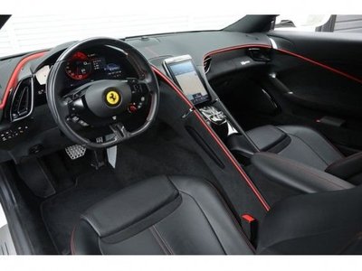 صورة 7 لـ 2021 Ferrari ROMA