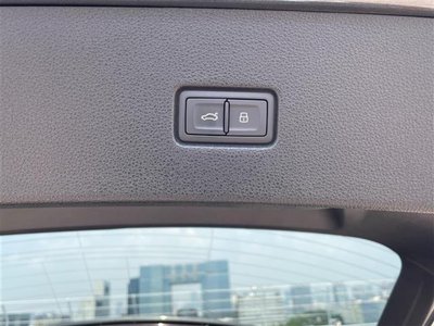 2020 AUDI Q8 — миниатюра 28