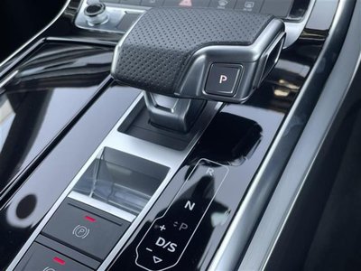 2020 AUDI Q8 — миниатюра 16