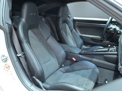 2024 Porsche 911 thumbnail 18
