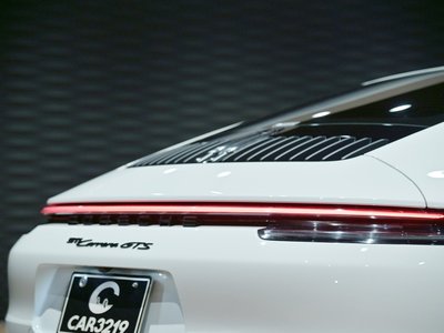 2024 Porsche 911 thumbnail 32