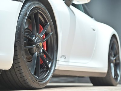 2024 Porsche 911 thumbnail 16