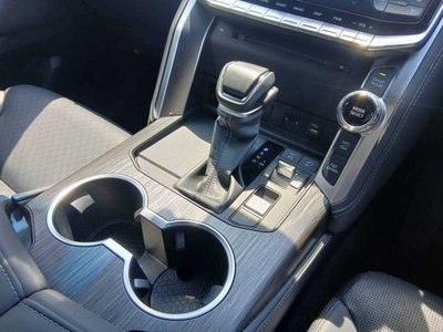 2024 Toyota LAND CRUISER 300 缩略图 30