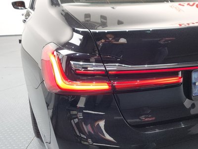 BMW 7 SERIES - 10