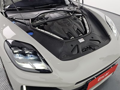 PORSCHE PANAMERA - 7