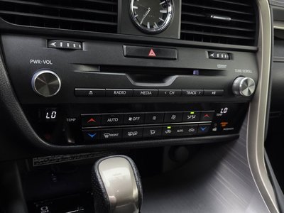 صورة مصغرة 19 لـ 2017 Lexus RX