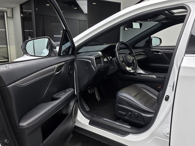 صورة 10 لـ 2017 Lexus RX