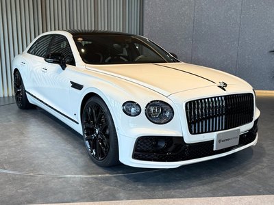 2023 Bentley FLYING SPUR 照片 3