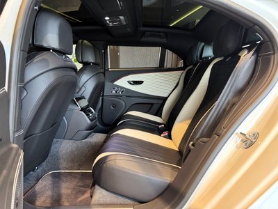 صورة مصغرة 67 لـ 2023 Bentley FLYING SPUR