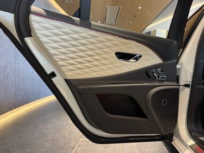 صورة مصغرة 64 لـ 2023 Bentley FLYING SPUR