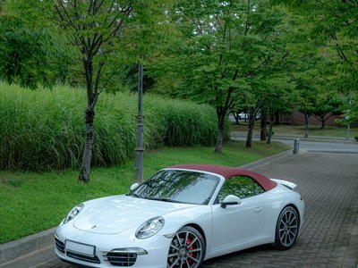 صورة مصغرة 13 لـ 2013 Porsche 911