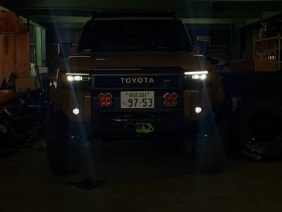 2024 Toyota LAND CRUISER 250 photo 3