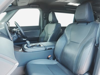 صورة مصغرة 58 لـ 2024 Lexus LM