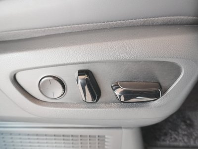 صورة مصغرة 37 لـ 2024 Lexus LM