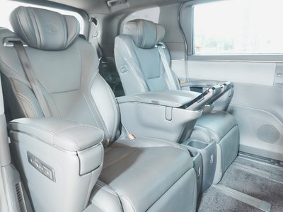 صورة مصغرة 60 لـ 2024 Lexus LM