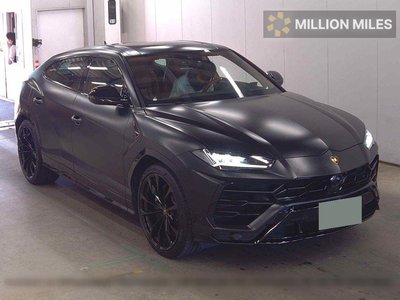 LAMBORGHINI URUS - 1