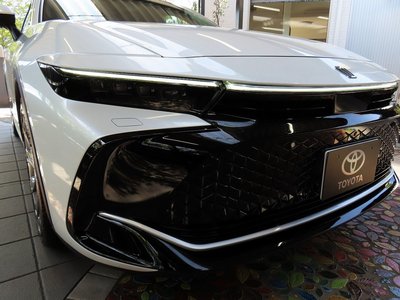 TOYOTA CROWN CROSSOVER - 8