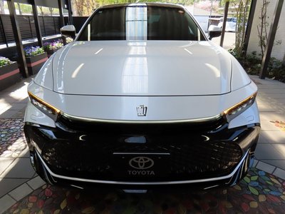 TOYOTA CROWN CROSSOVER - 10